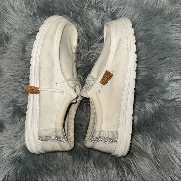 White Hey dudes. Size 9 Wally Break Stitch. main image 10